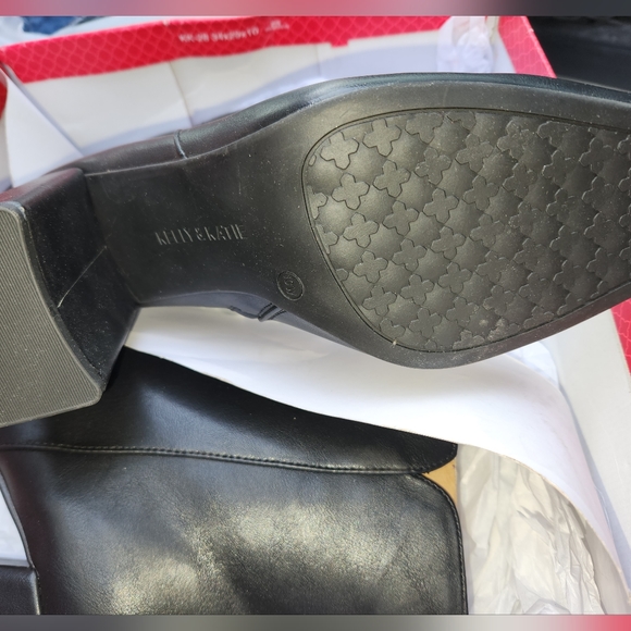 Kelly & Katie Women's Black Feni Bootie Soft  Lambskin PU 10 Wide - Picture 5 of 7